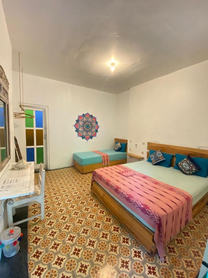 The Bodhi Tree Karimunjawa Hostel Buitenkant foto